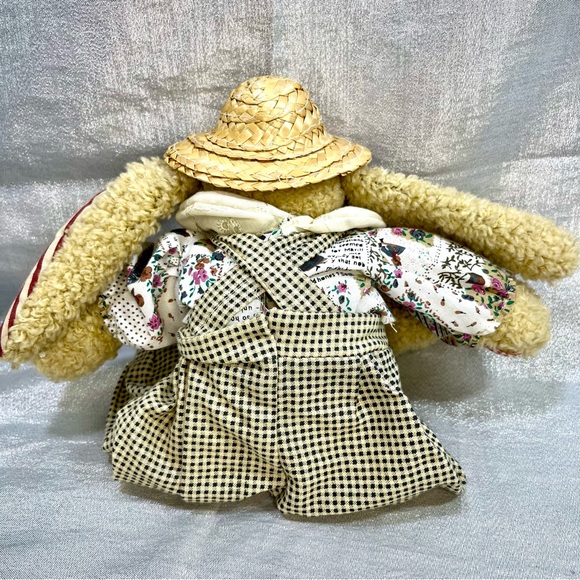 MITCHELL COMPANY TJ COLLECTION Vintage Plush Bunny Shelf Sitter with Straw Hat - Picture 2 of 8